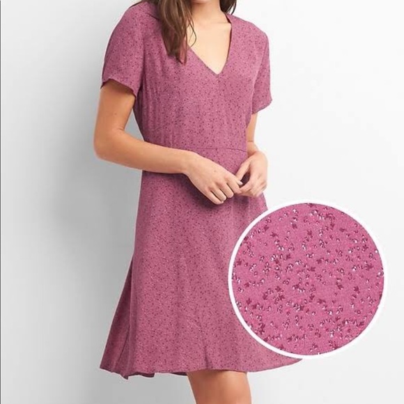 GAP Dresses & Skirts - Gap Womens Fit and Flare Short Sleeve Dress NWT